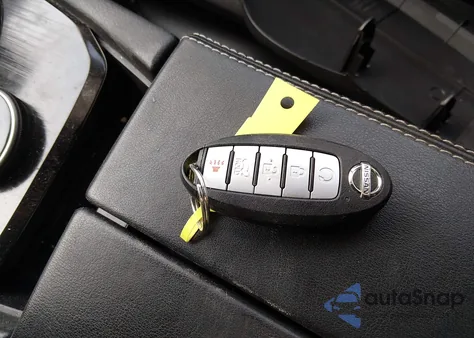 2021 Nissan Rogue Sv Intelligent Awd z USA, uszkodzony, nr VIN 5N1AT3BB0MC677481